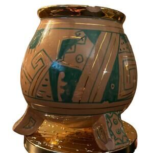 VINTAGE SMALL TERRA COTTA POT FROM MEXICO FEATURTING GREEN AND GOLD DRAWINGS